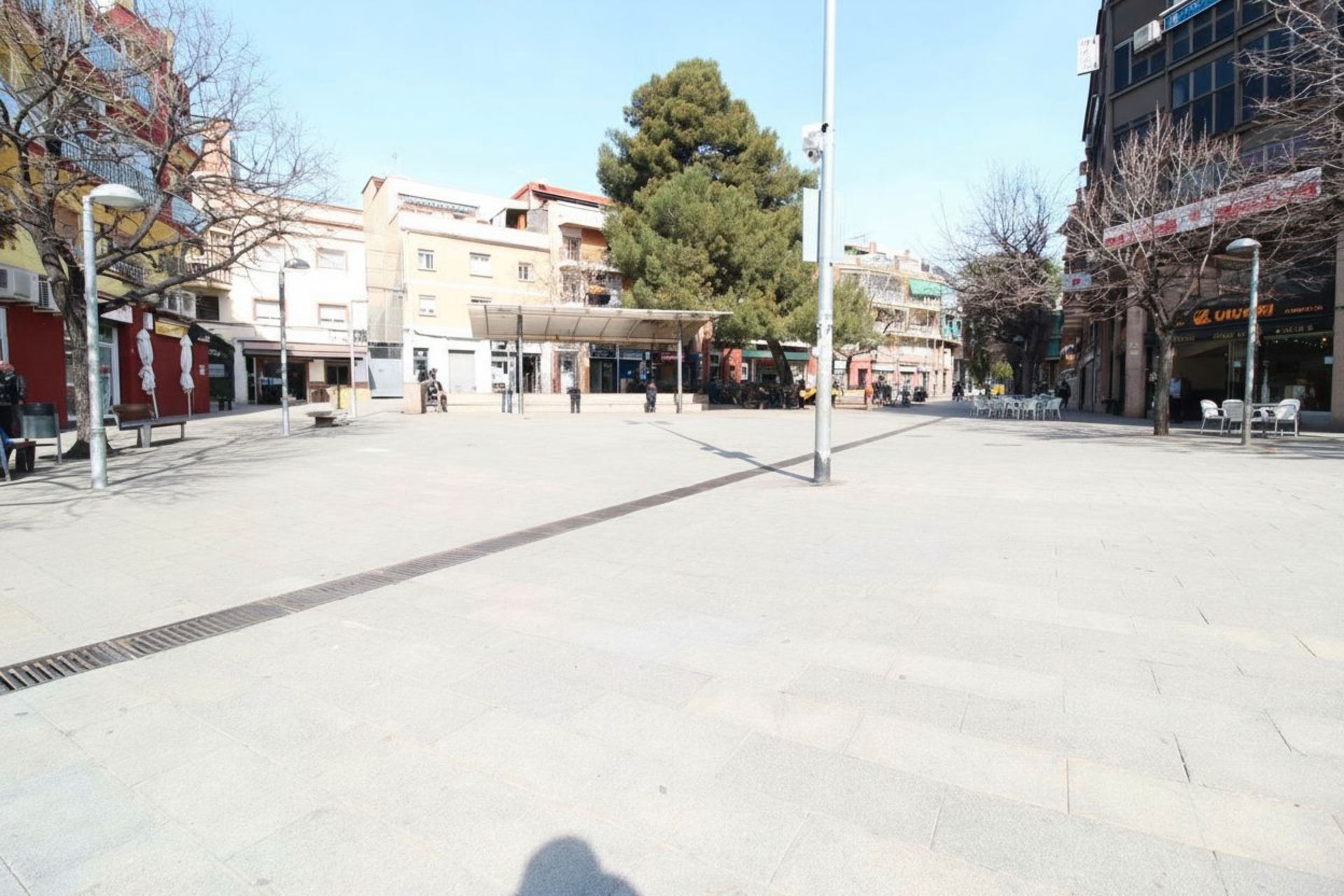 Exterior view of Premises for sale in Santa Coloma de Gramenet