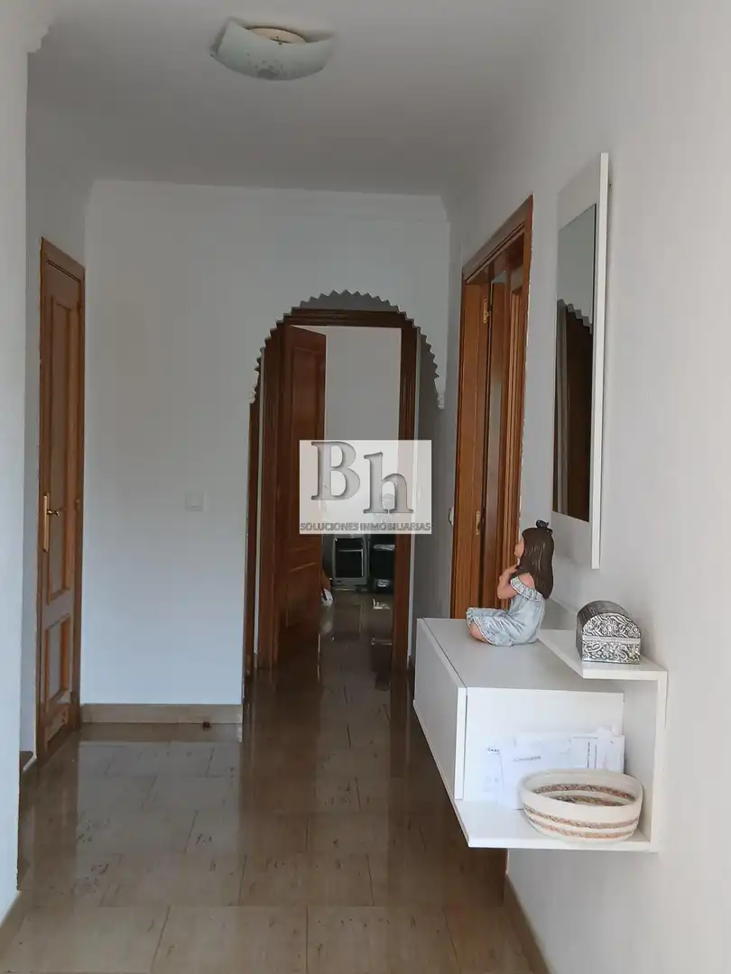 Houses for sale in Málaga  with Air Conditioner, Terrace and Balcony