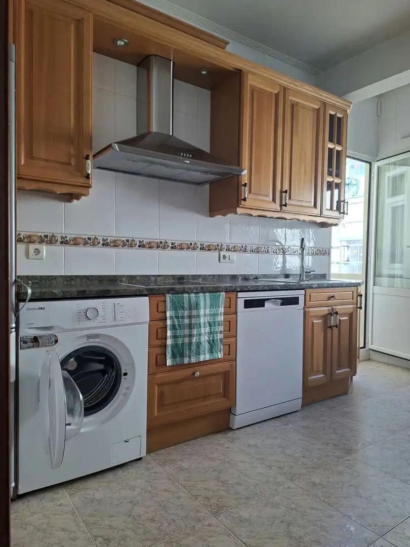 Kitchen of Flat for sale in Vitoria - Gasteiz  with Heating, Parquet flooring and Terrace