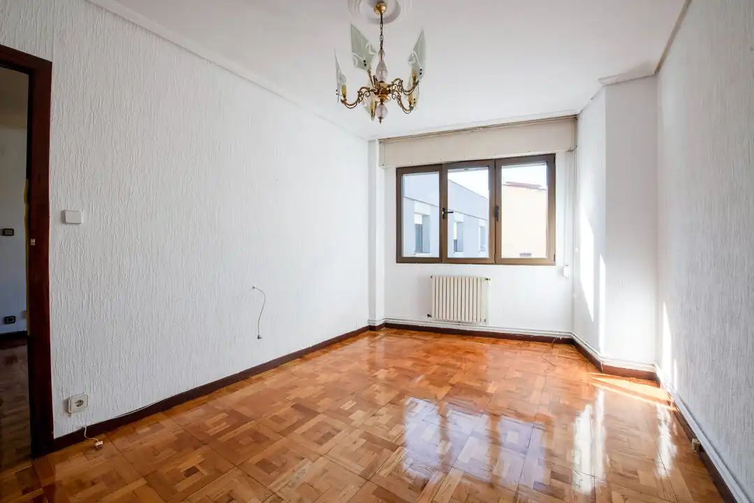 Piso en venta en Calle Floranes, Numancia - San Fernando