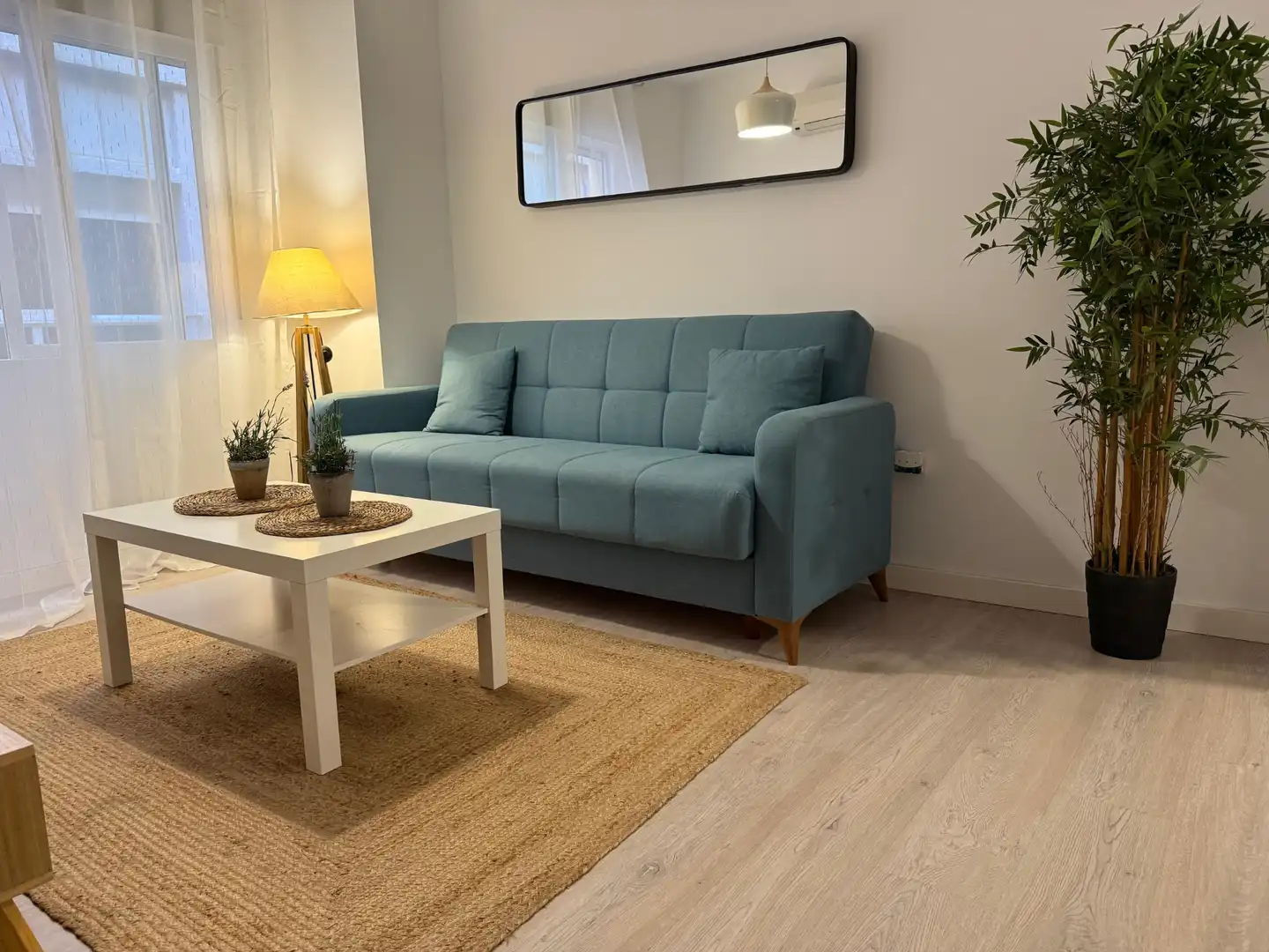 Wohnzimmer von Wohnung zur Miete in Granada mit Klimaanlage, Heizung und Terrasse