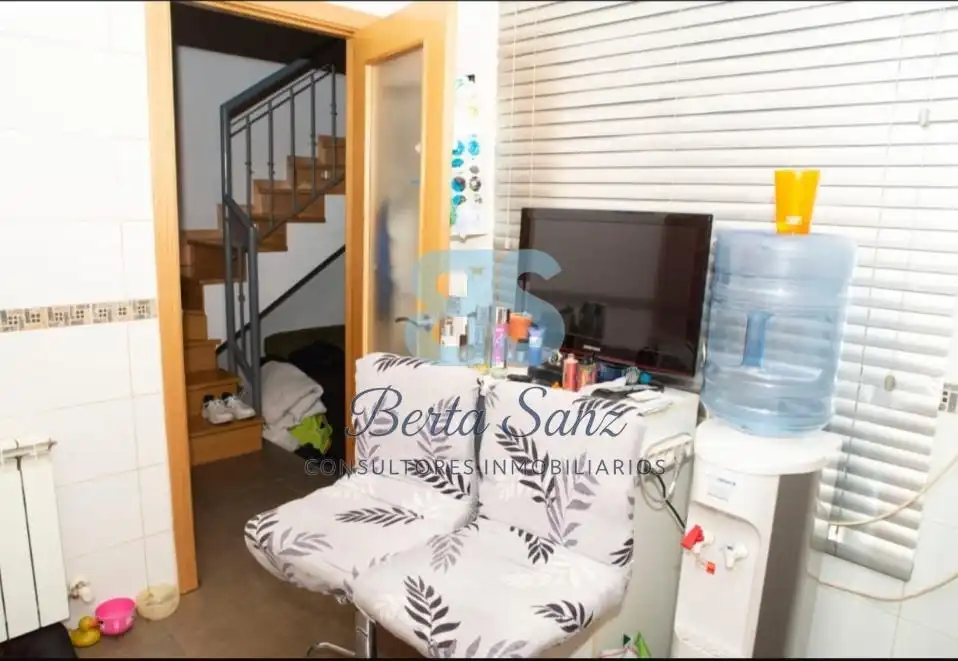 Casa adosada en venta en Pioz con Aire acondicionado, Calefacción y Jardín privado