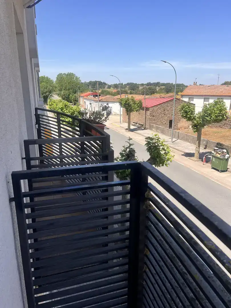 Terrassa de Pis en venda en Lumbrales amb Balcó