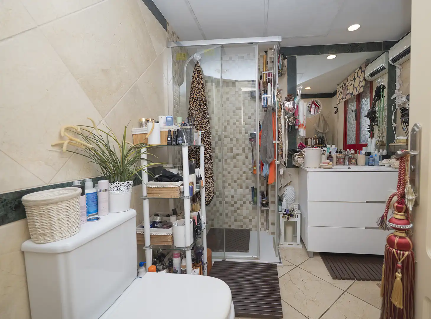 Baño de Casa adosada en venta en Benalmádena con Terraza, Piscina y Internet