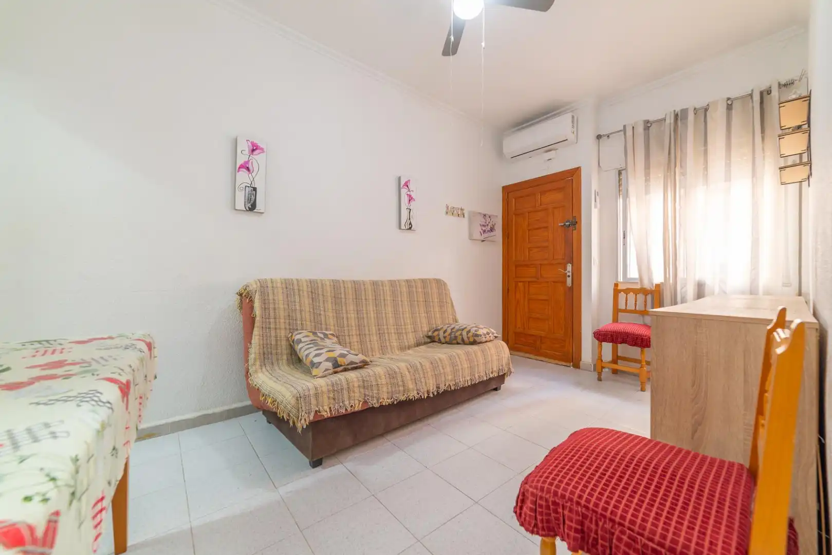 Sala d'estar de Planta baixa en venda en San Javier amb Aire condicionat i Moblat