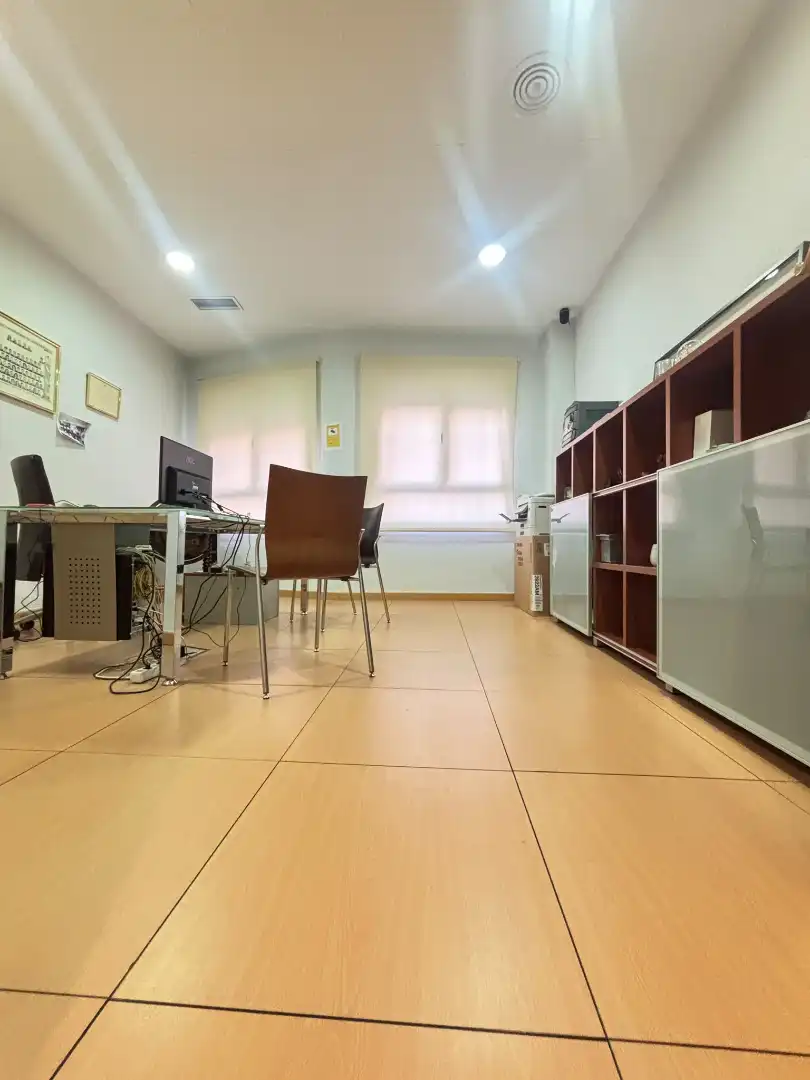 Office space with lift for sale in Centro - Plaza Mayor, imagen 15