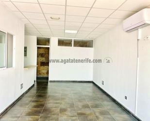 Premises to rent in Adeje  with Air Conditioner