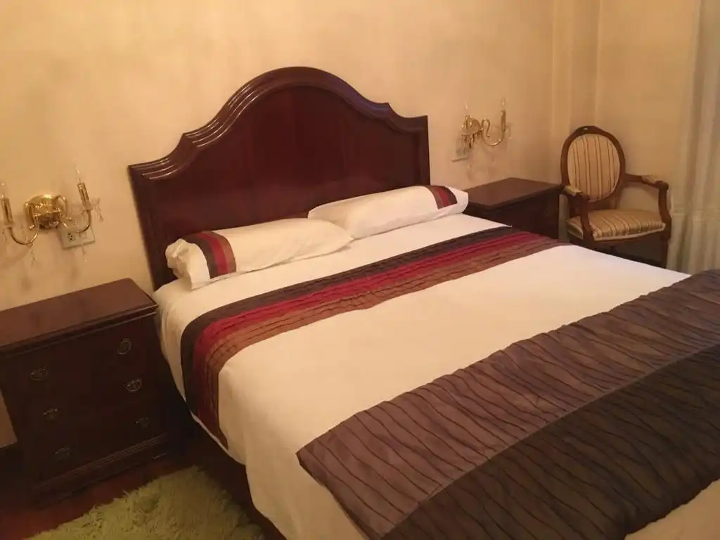 Bedroom of Flat for rent in Santiago de Compostela   with Heating and Furnished
