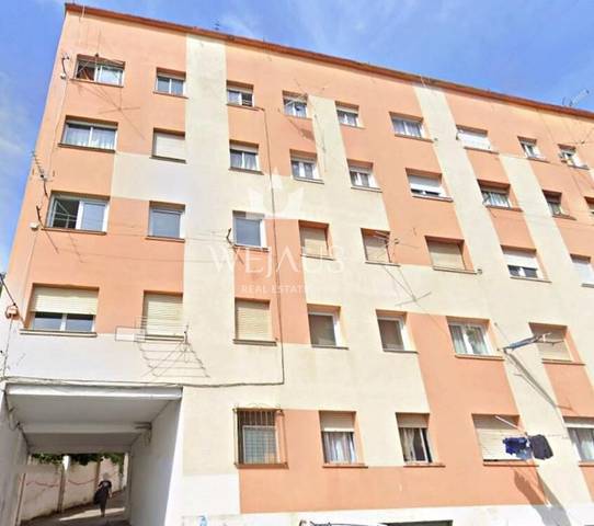 Piso en Venta en Calle de la Amistad, 18 en General Dávila