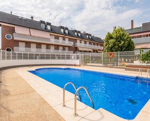 Piscina de Pis en venda en Collado Villalba amb Aire condicionat, Calefacció i Jardí privat