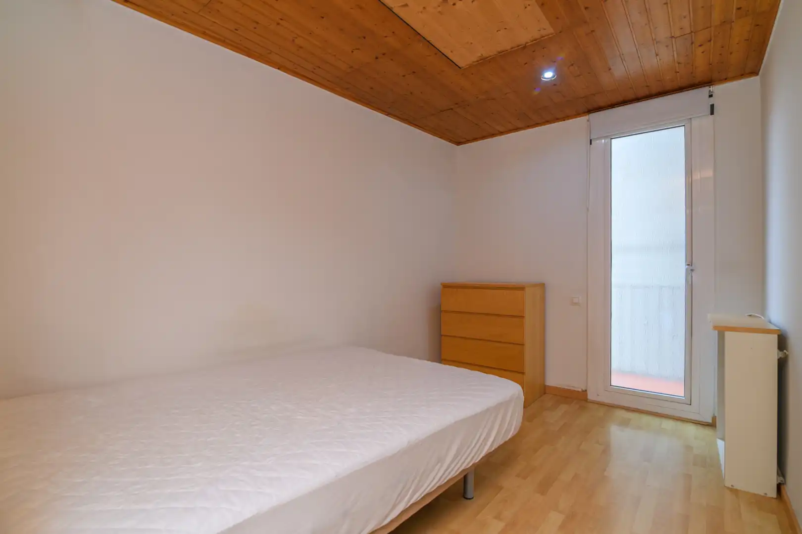 Bedroom of Flat for sale in Barcelona  with Parquet flooring, Terrace and Balcony