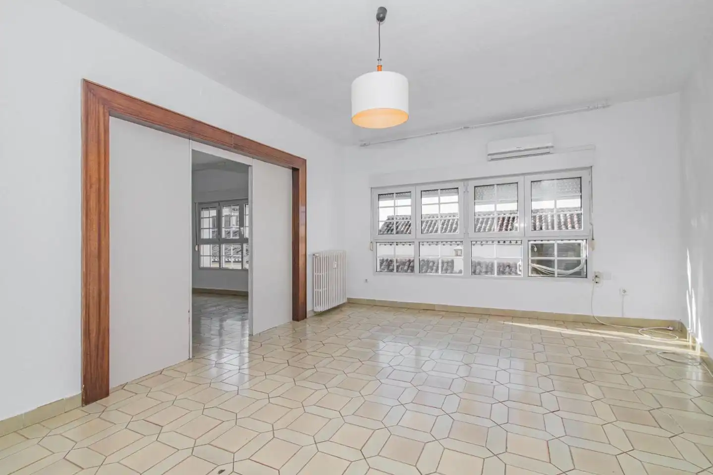Piso con ascensor en venta en San Jerónimo, imagen 2
