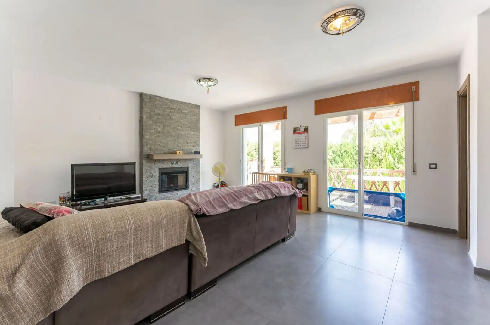 Sala d'estar de Casa o xalet en venda en Coín amb Piscina
