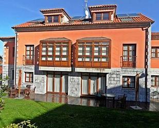 Garden of Attic to rent in Llanes