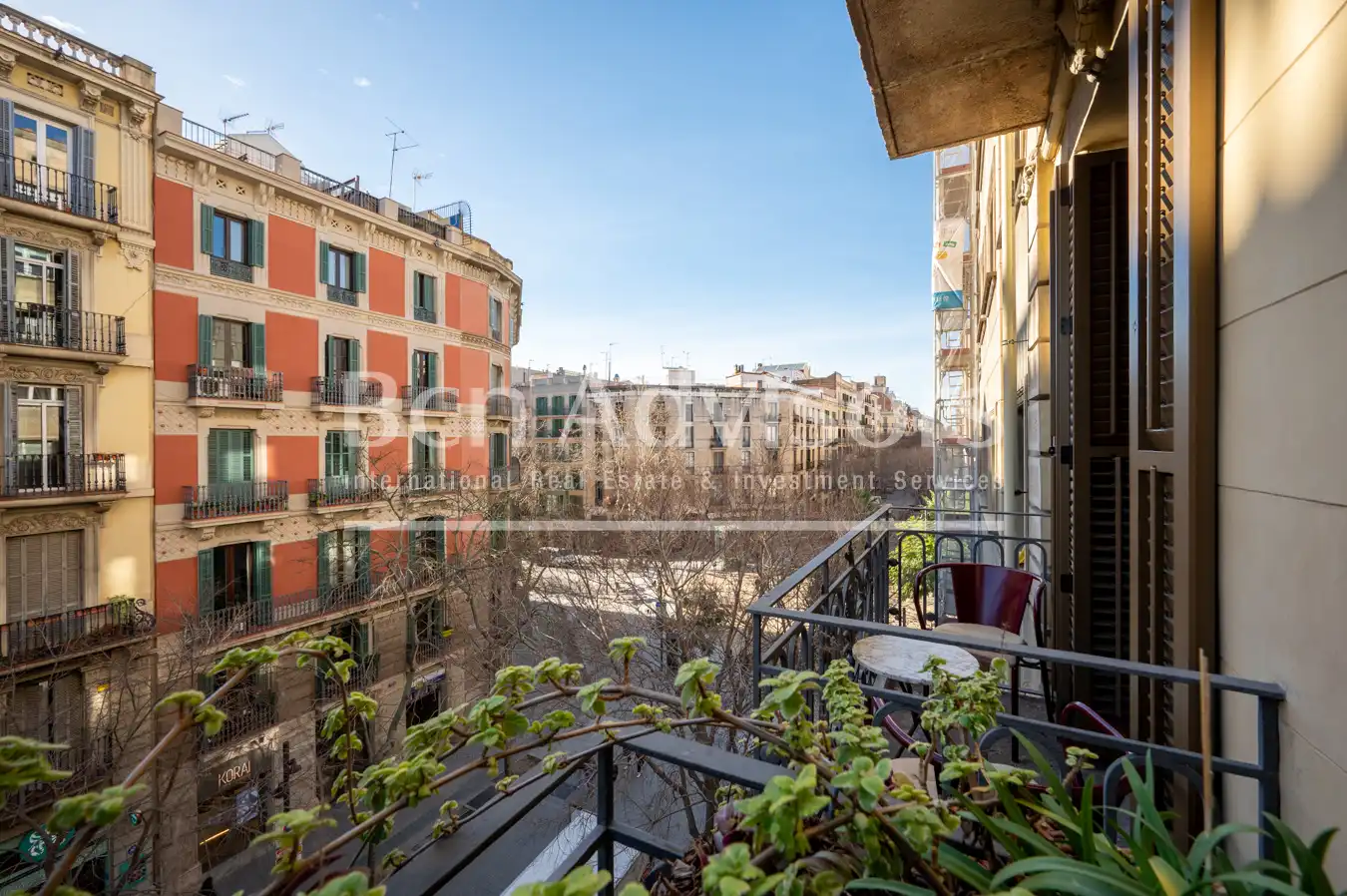 Vista exterior de Piso en venta en Barcelona con Aire acondicionado, Calefacción y Parquet