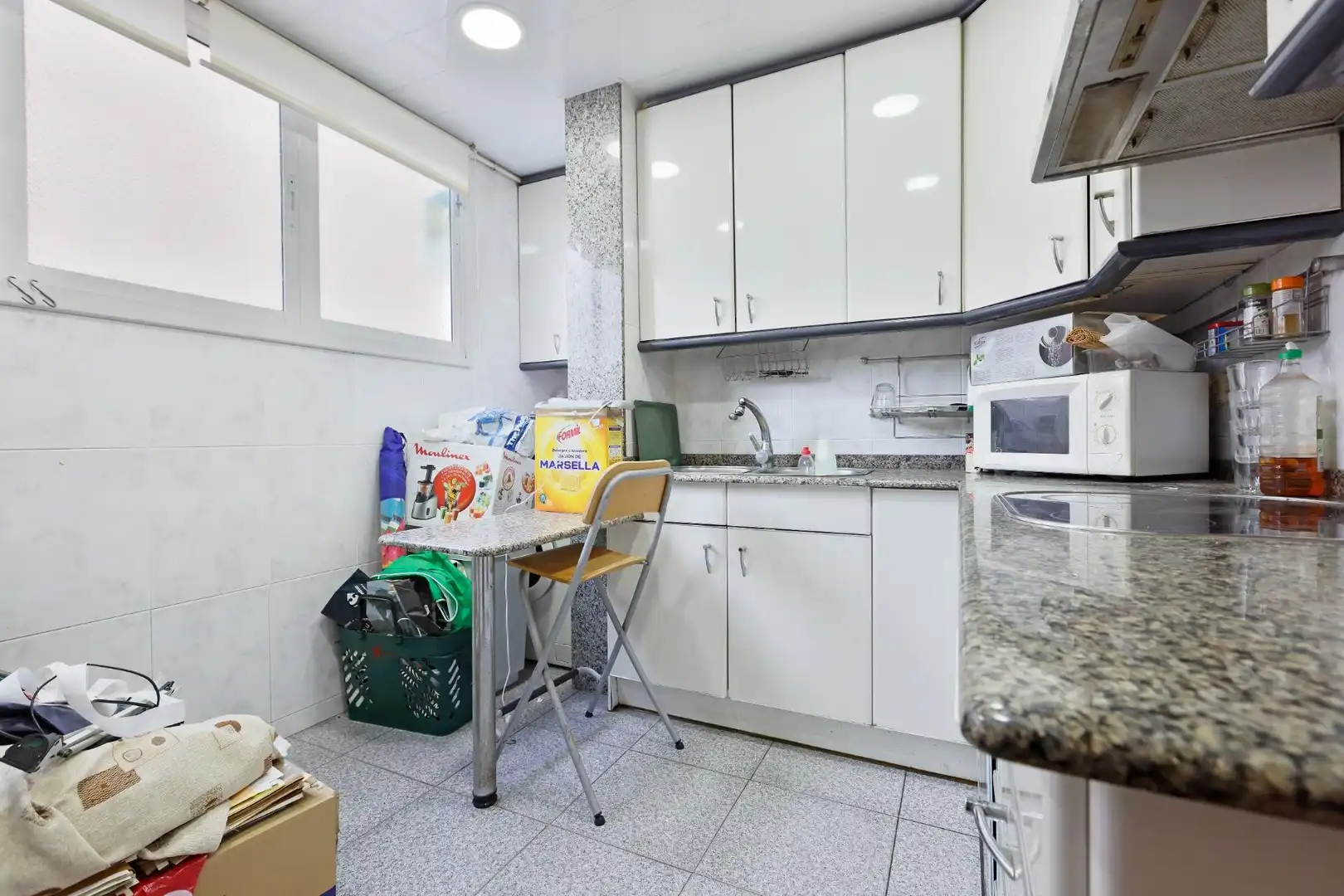 Kitchen of Apartments for sale in Barcelona