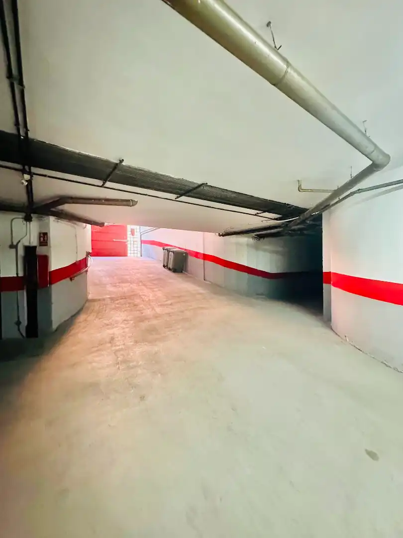 Parking de Apartamento de alquiler en Granada con Aire acondicionado, Calefacción y Parquet