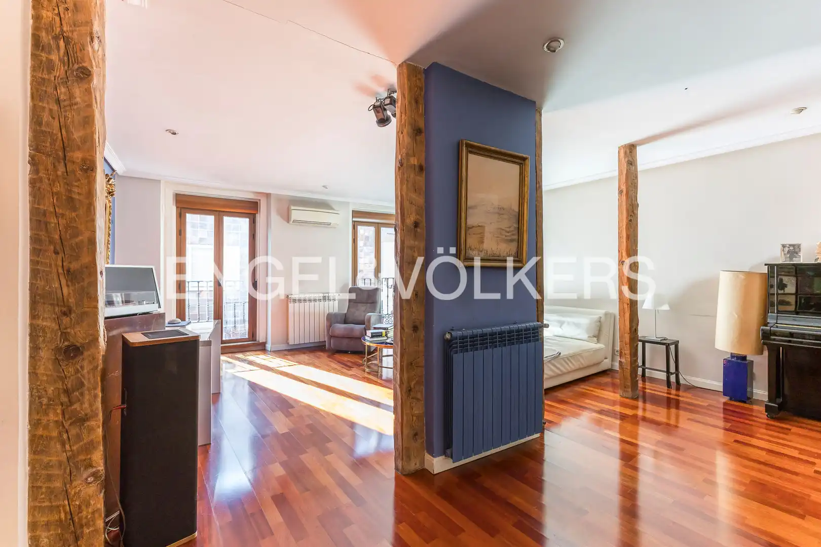 Vista exterior de Piso en venta en Madrid con Aire acondicionado, Calefacción y Parquet