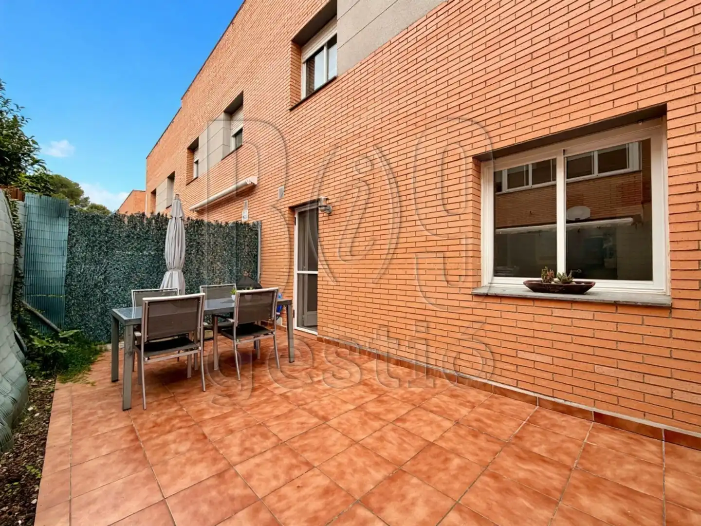 Terrassa de Casa adosada en venda en La Selva del Camp amb Aire condicionat, Calefacció i Jardí privat