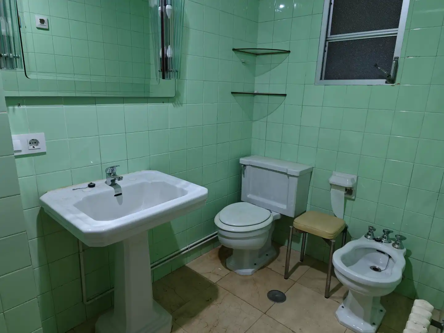 Wohnung zur Miete in Avenida da Coruña, Campus Sur - Santa Marta