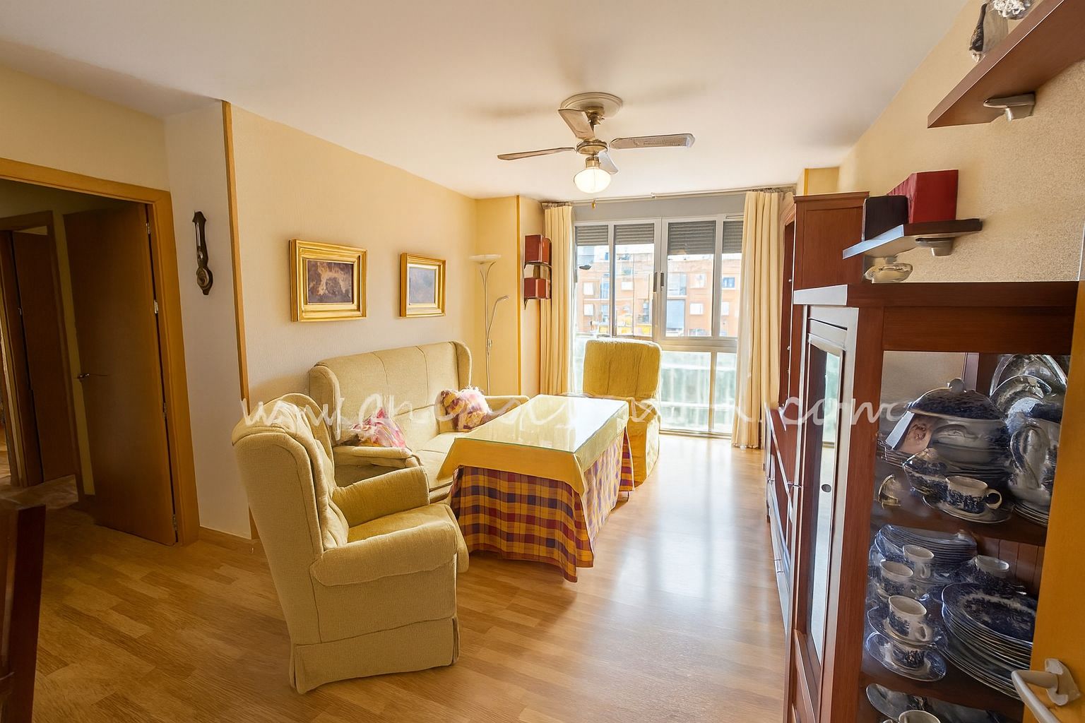 Bedroom of Flat for sale in  Sevilla Capital  with Air Conditioner and Parquet flooring