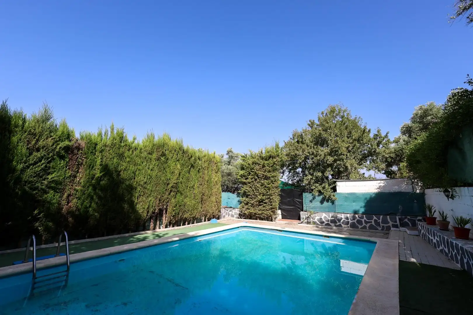 Piscina de Casa o xalet en venda en Cogollos de la Vega amb Piscina
