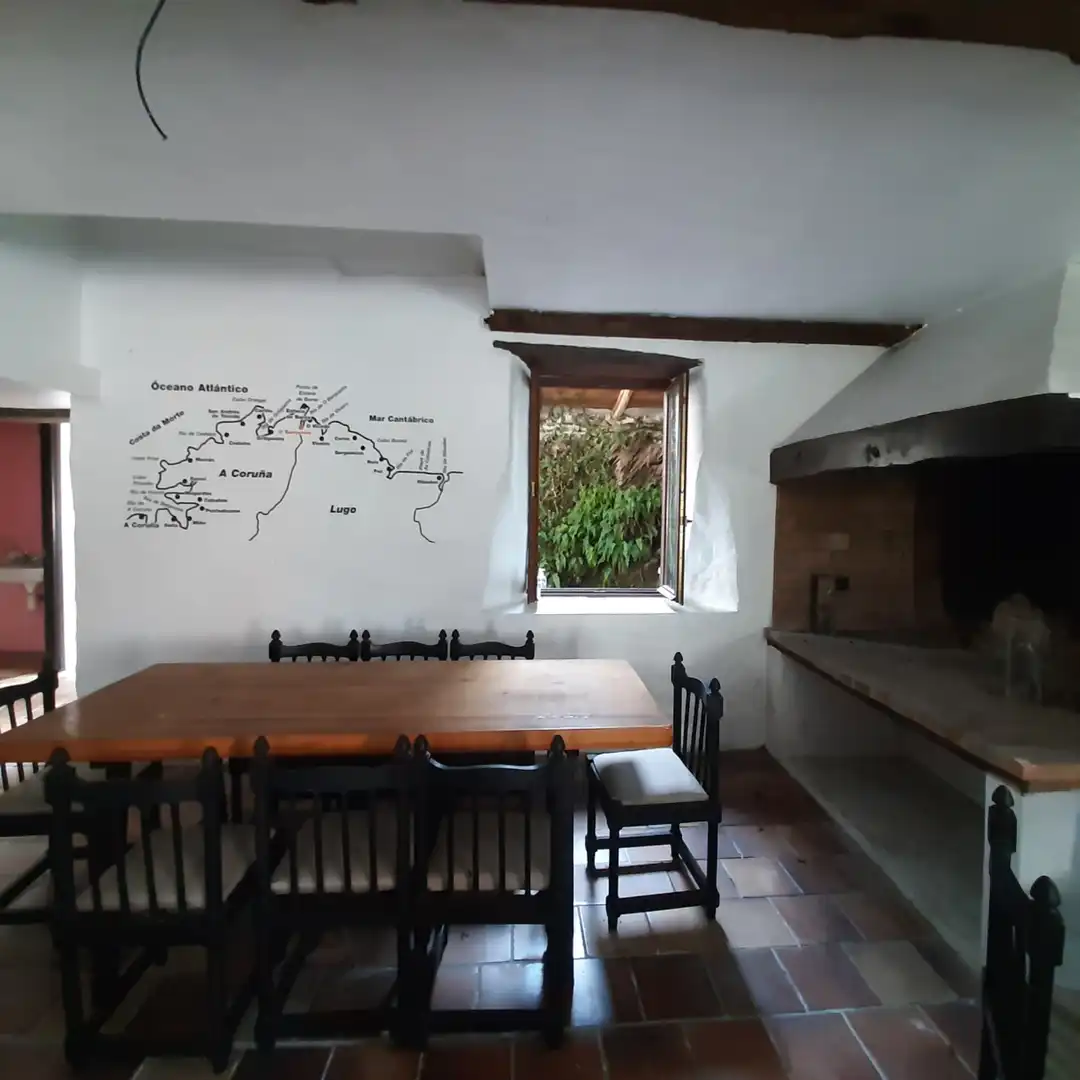 Cuina de Casa o xalet en venda en Mañón amb Jardí privat, Terrassa i Moblat