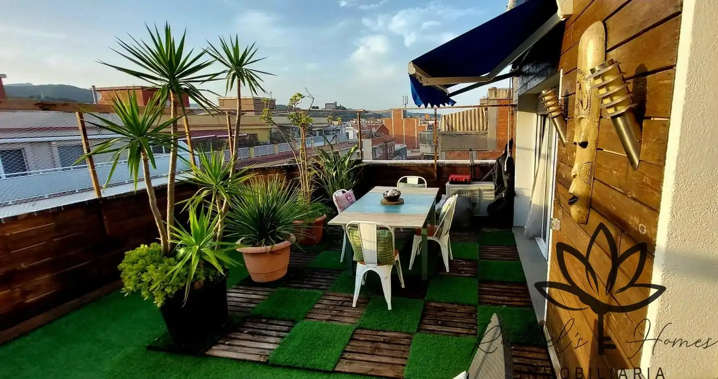 Penthouse mit Aufzug zum Verkauf in Avinguda de la Constitució, imagen 3