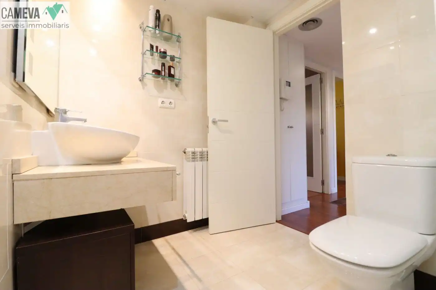 Badezimmer von Wohnung zum Verkauf in Barberà del Vallès mit Klimaanlage, Heizung und Privatgarten