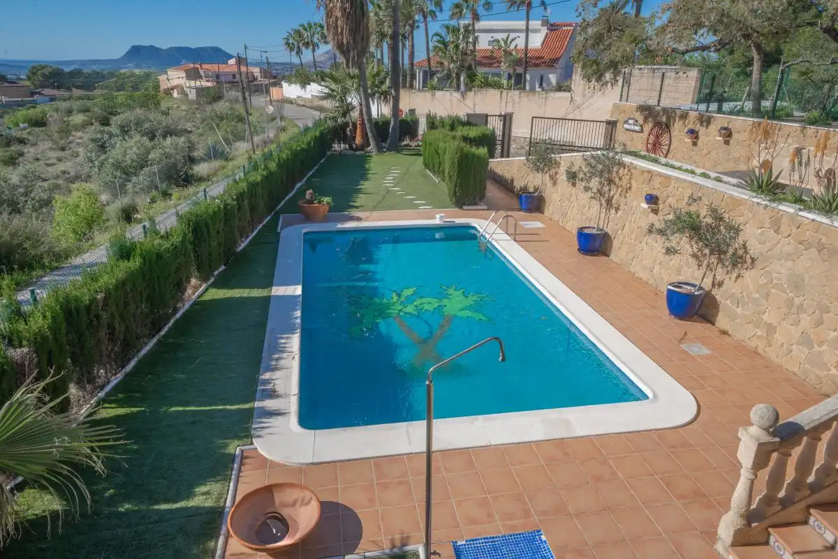 Swimming pool of Houses for sale in San Vicente del Raspeig / Sant Vicent del Raspeig  with Air Conditioner, Heating and Private garden