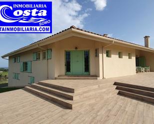 Exterior view of House or chalet for sale in Bareyo  with Heating, Private garden and Terrace