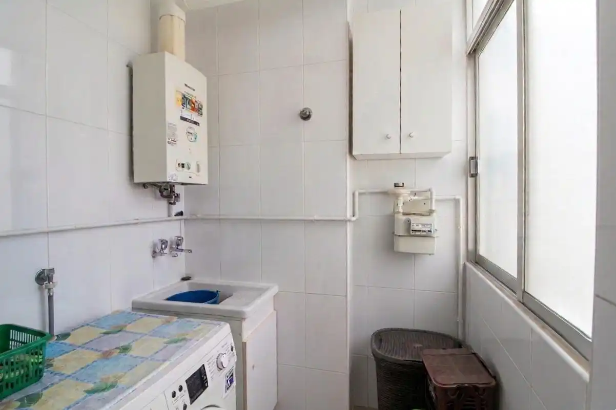 Bany de Pis en venda en Badajoz amb Aire condicionat