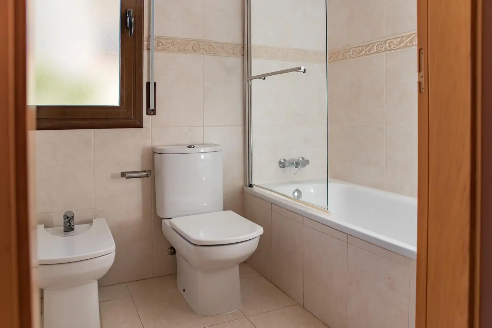 Villa con terrazza in vendita a Montgoda, imagen 11