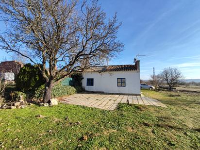 Jardí de Finca rústica en venda en Palencia Capital amb Jardí privat, Terrassa i Traster