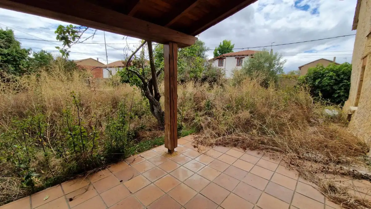 Jardí de Casa o xalet en venda en Villaturiel