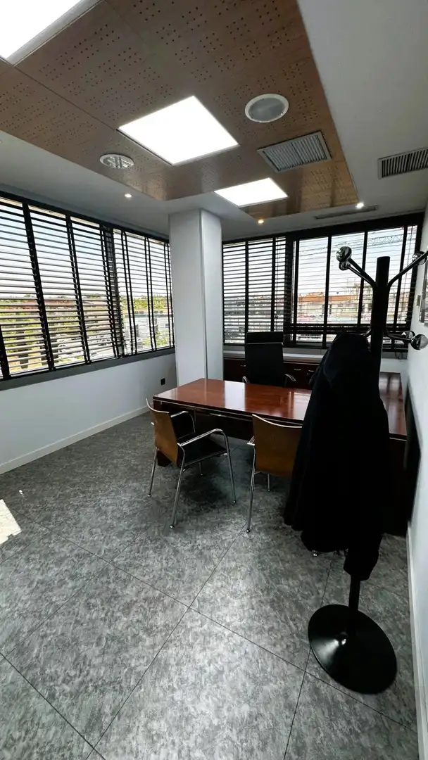 Oficina con ascensor en venta en Polígono Industrial Norte