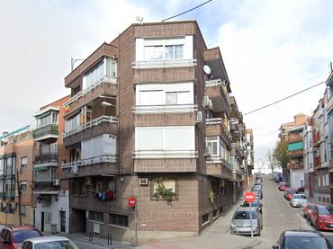 Flat for sale in Calle PICO DE PEÑA GOLOSA 1