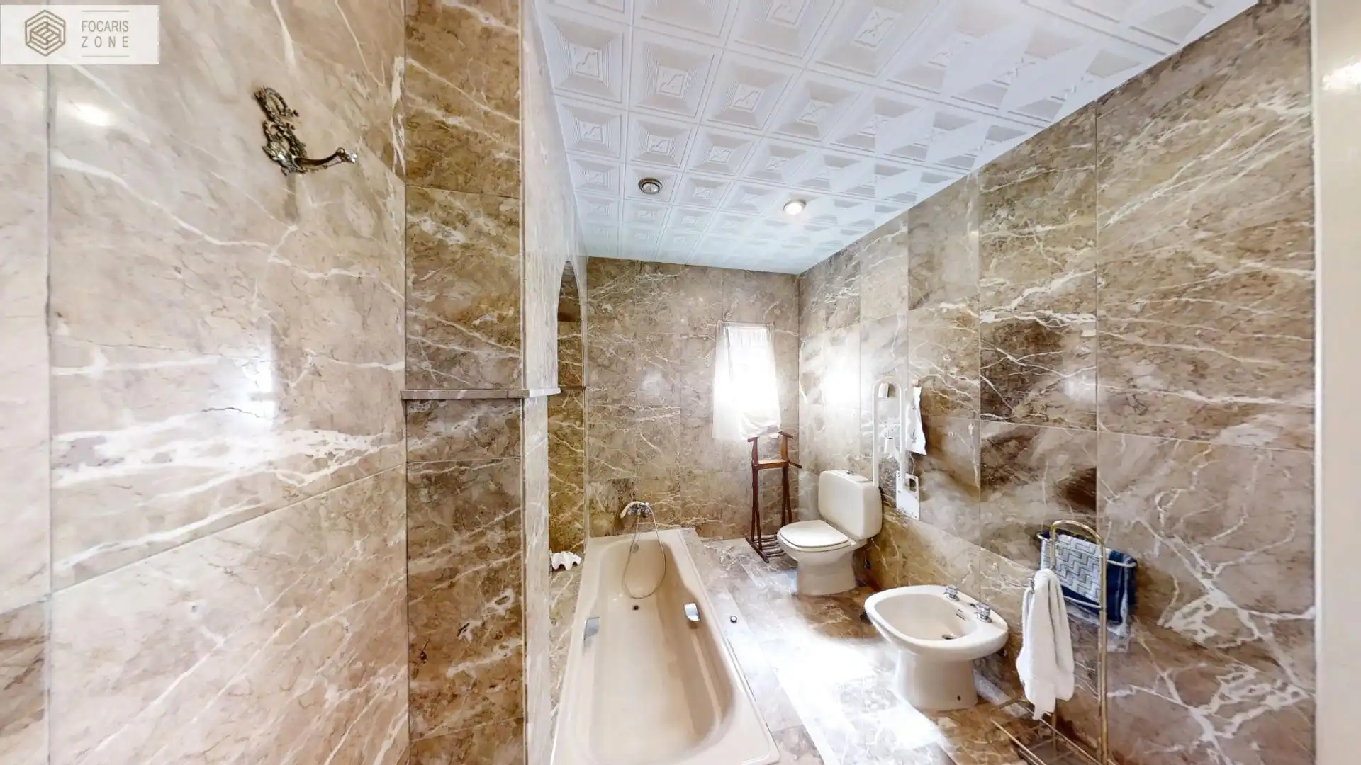 Bathroom of Detached homes for sale in Málaga  with Private garden, Terrace and Furnished