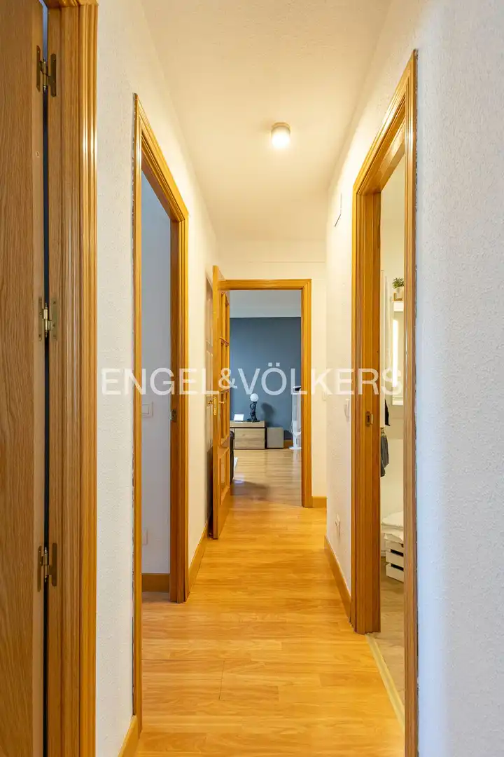 Wohnung zum Verkauf in Móstoles mit Klimaanlage, Heizung und Terrasse