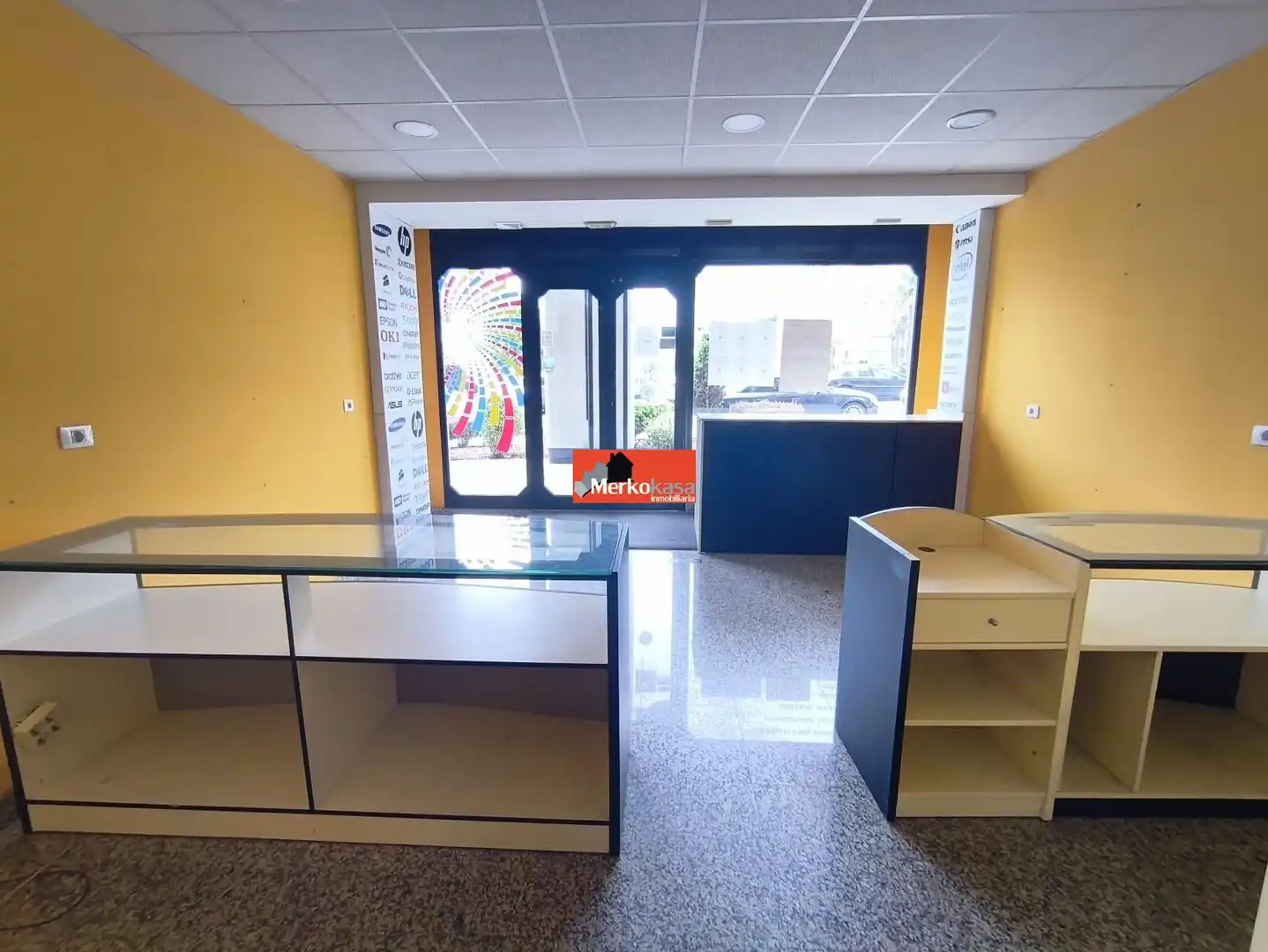 Geschaftsraum zur Miete in Lugo