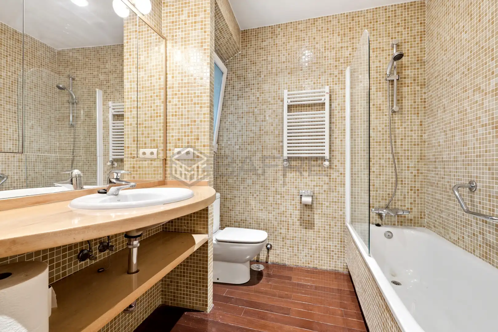 Bathroom of Flat for sale in Centro