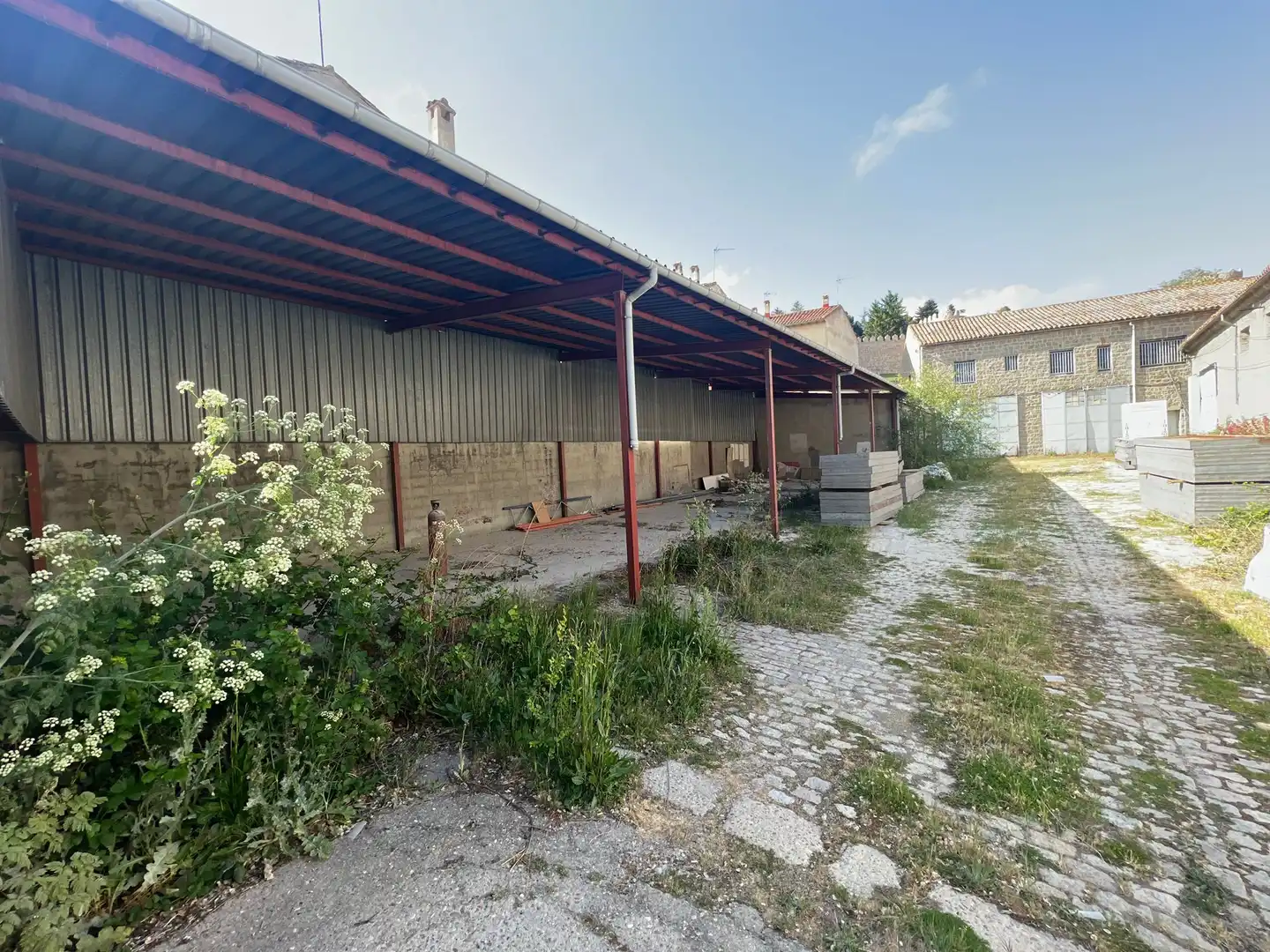 Local en venta en Ávila