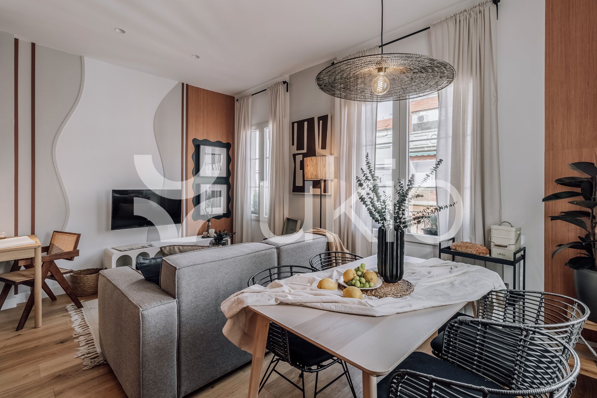 Living room of Apartment to rent in  Madrid Capital  with Air Conditioner, Heating and Furnished