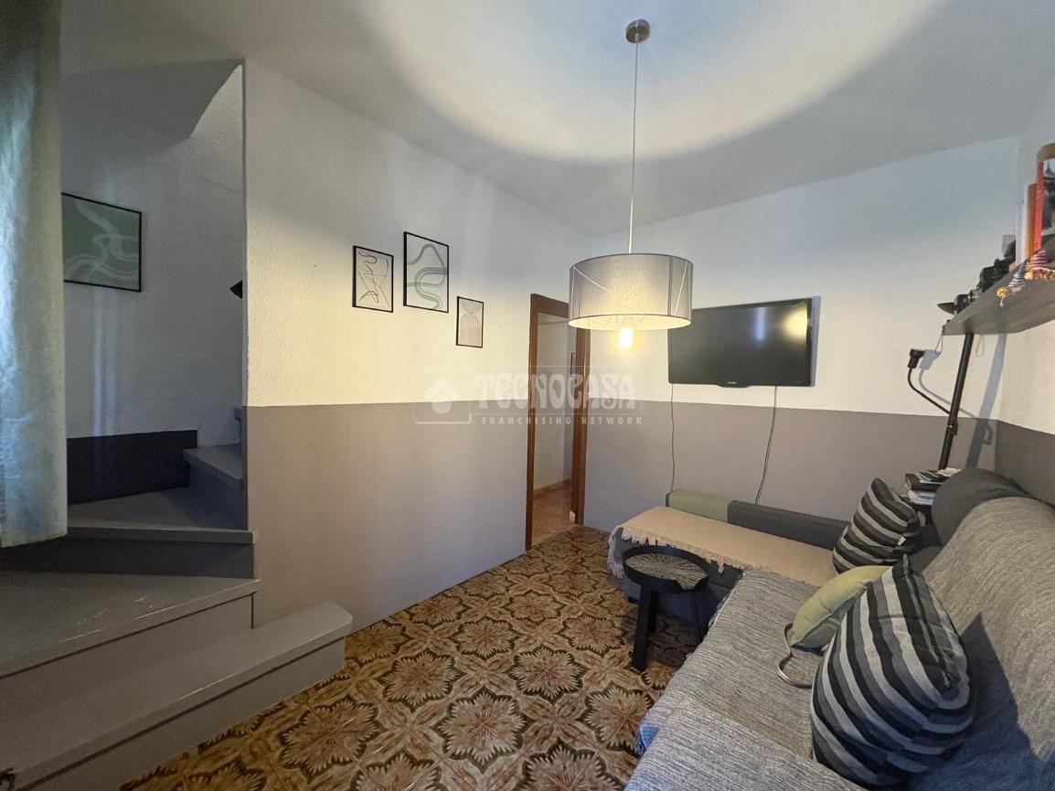 Single-family semi-detached for sale in  Jaén Capital  with Air Conditioner and Balcony