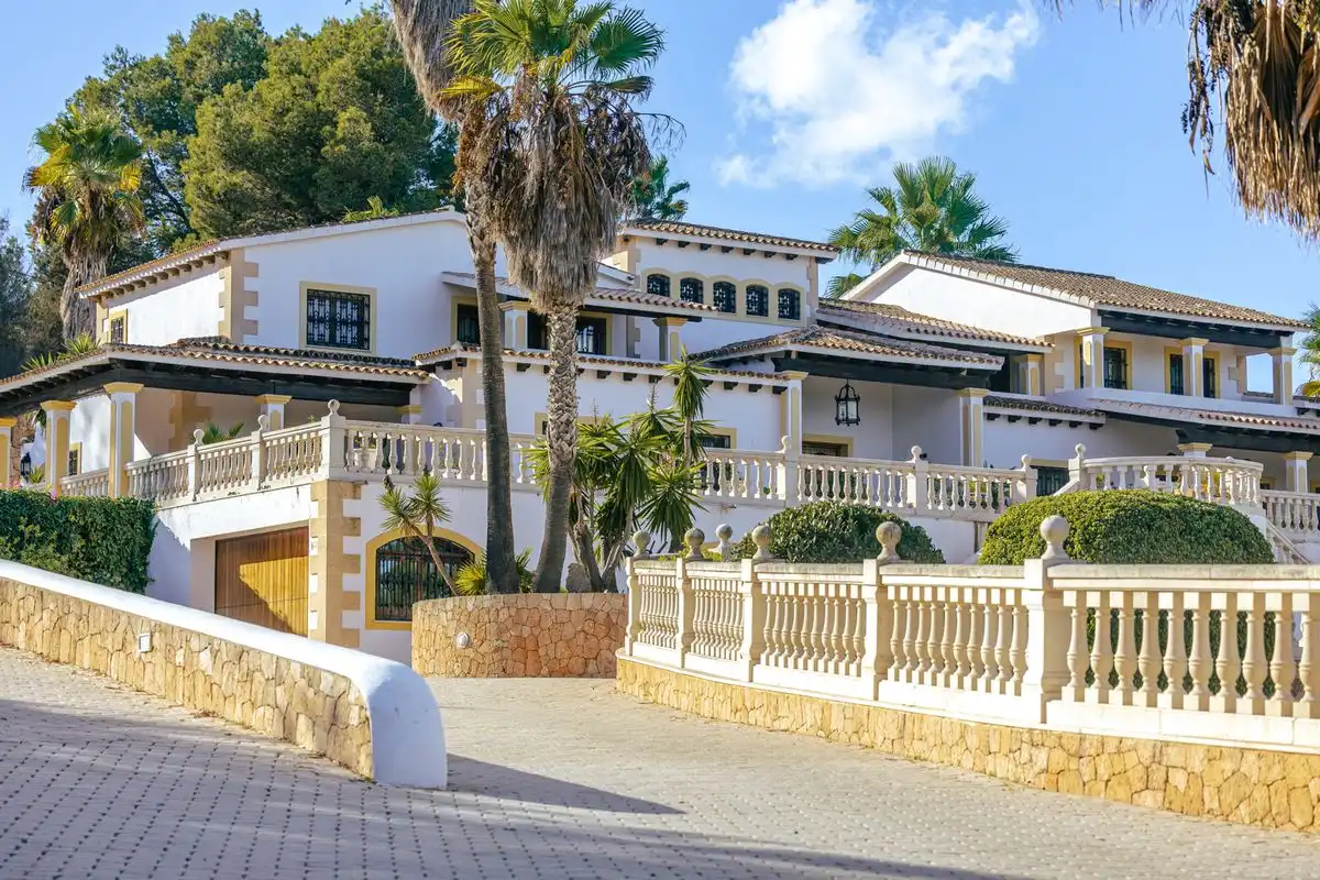 Casa con terraza en venta en Carrer d'en Toni des Pou