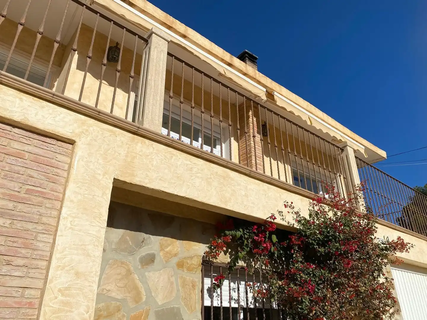 Casa o xalet en venda a Pueblo Español - Coveta Fumá