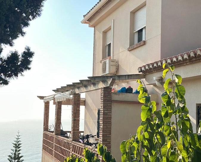 Foto 1 de Casa adosada en venda a Calle Torrepinos, 14, Velilla - Velilla Taramay, Granada