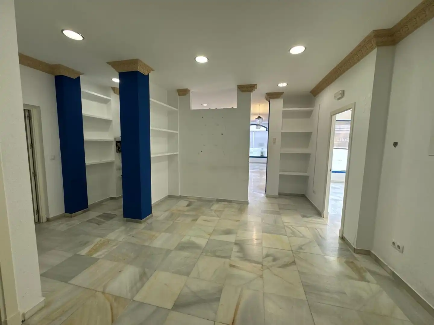 Local comercial en venta en Centro - Calzada - Cabo Noval, imagen 15