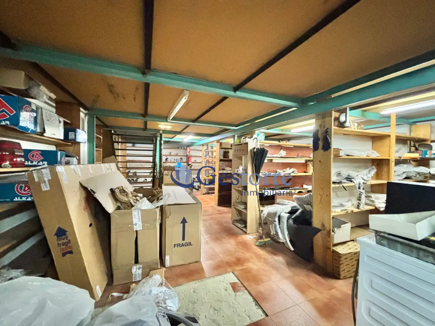 Local en venta en Oviedo 