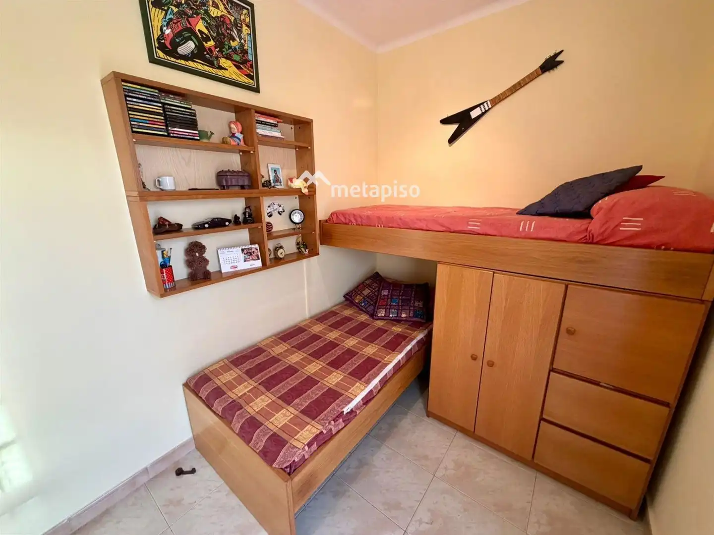 Schlafzimmer von Dachboden zum Verkauf in El Vendrell mit Klimaanlage, Heizung und Terrasse